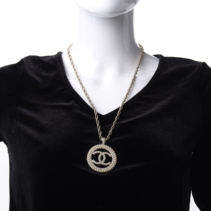 Chanel Pearl CC Round Pendant Necklace Gold 2 of 5