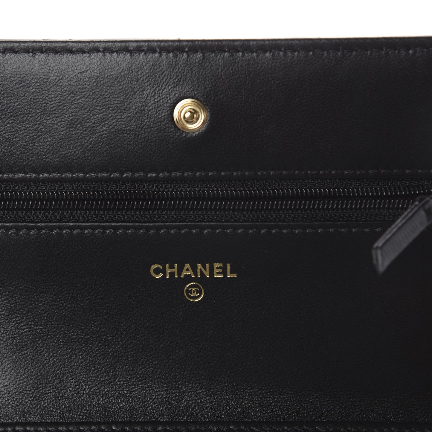 Lambskin Quilted Wallet On Chain WOC Black