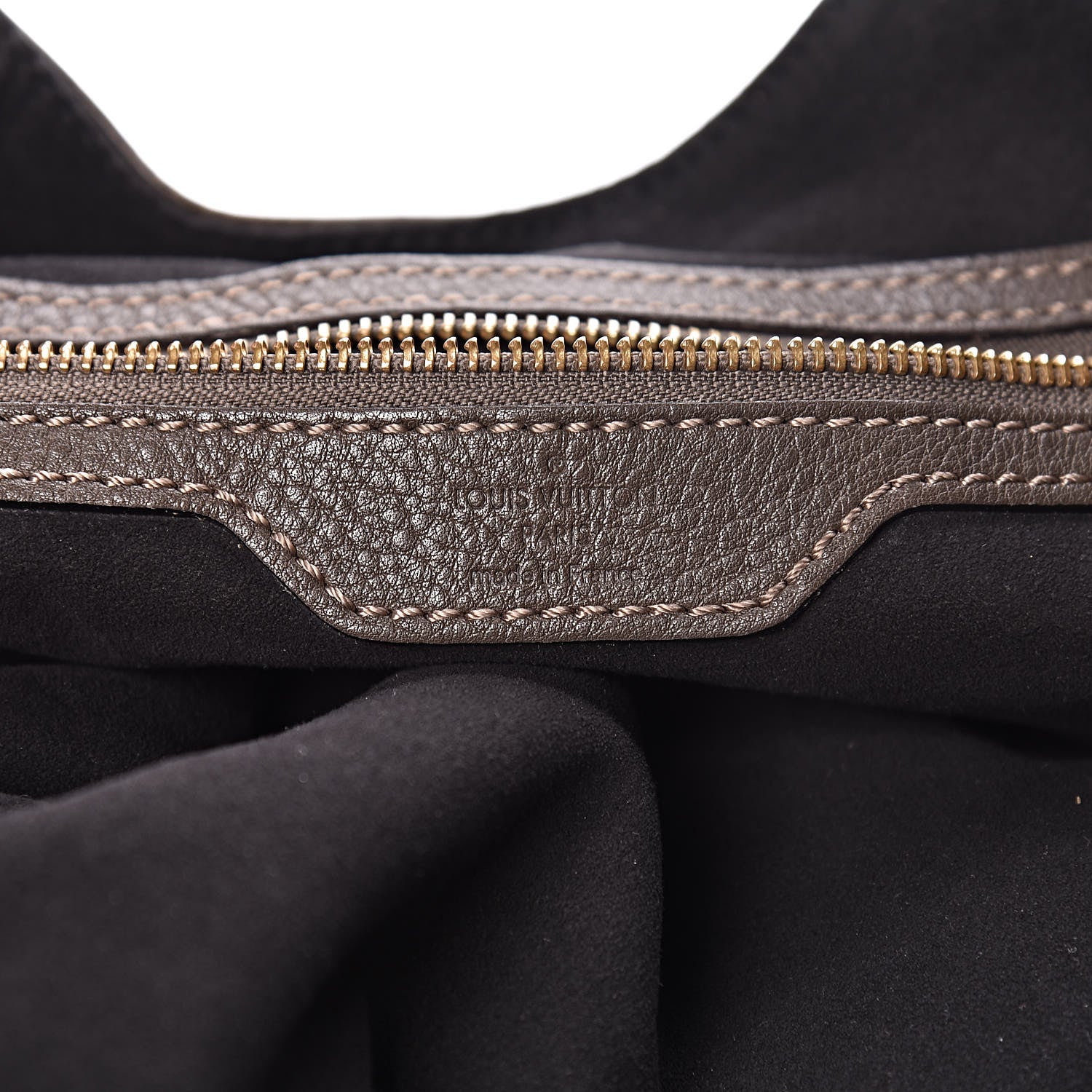 Louis Vuitton Mahina L Elephant Gris 6 of 10
