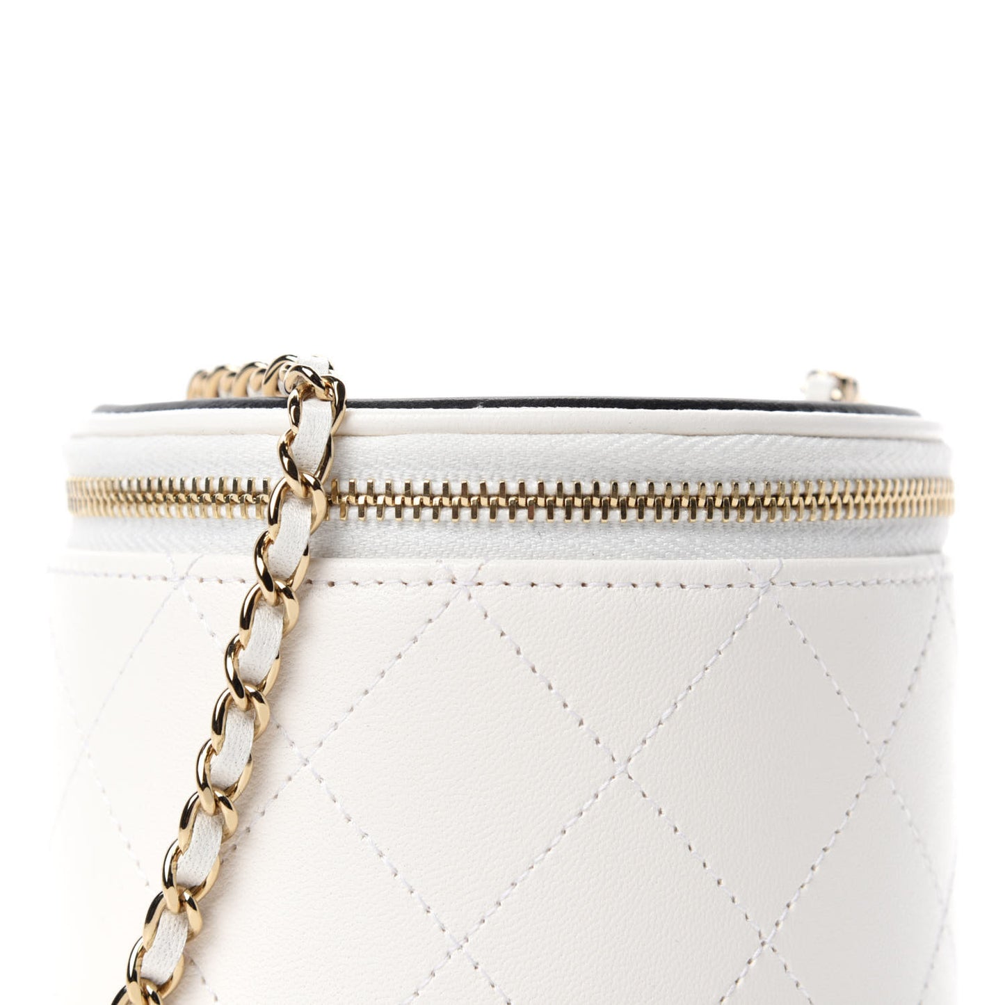 Lambskin Quilted Round Small Vanity Case With Chain White Black