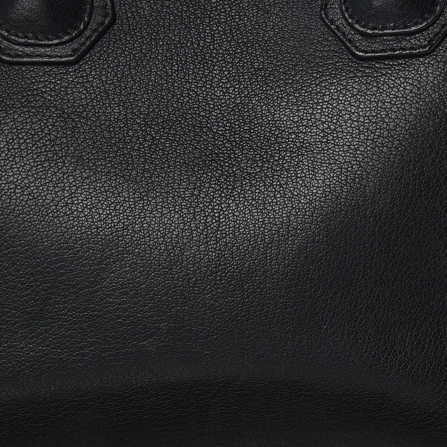 Sugar Goatskin Medium Antigona Black