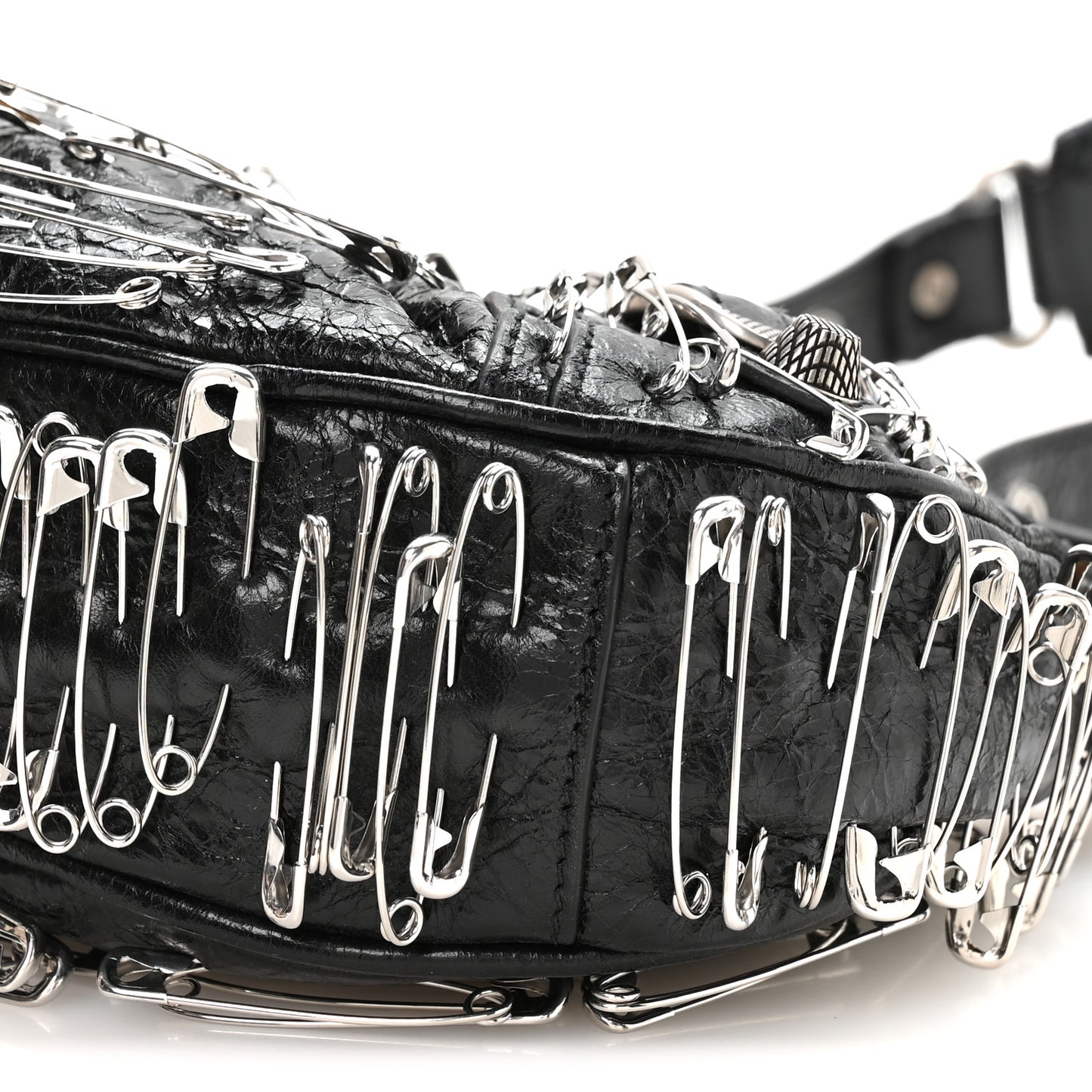 Agneau Arena Used Effect Le Cagole Shoulder Bag XS Black