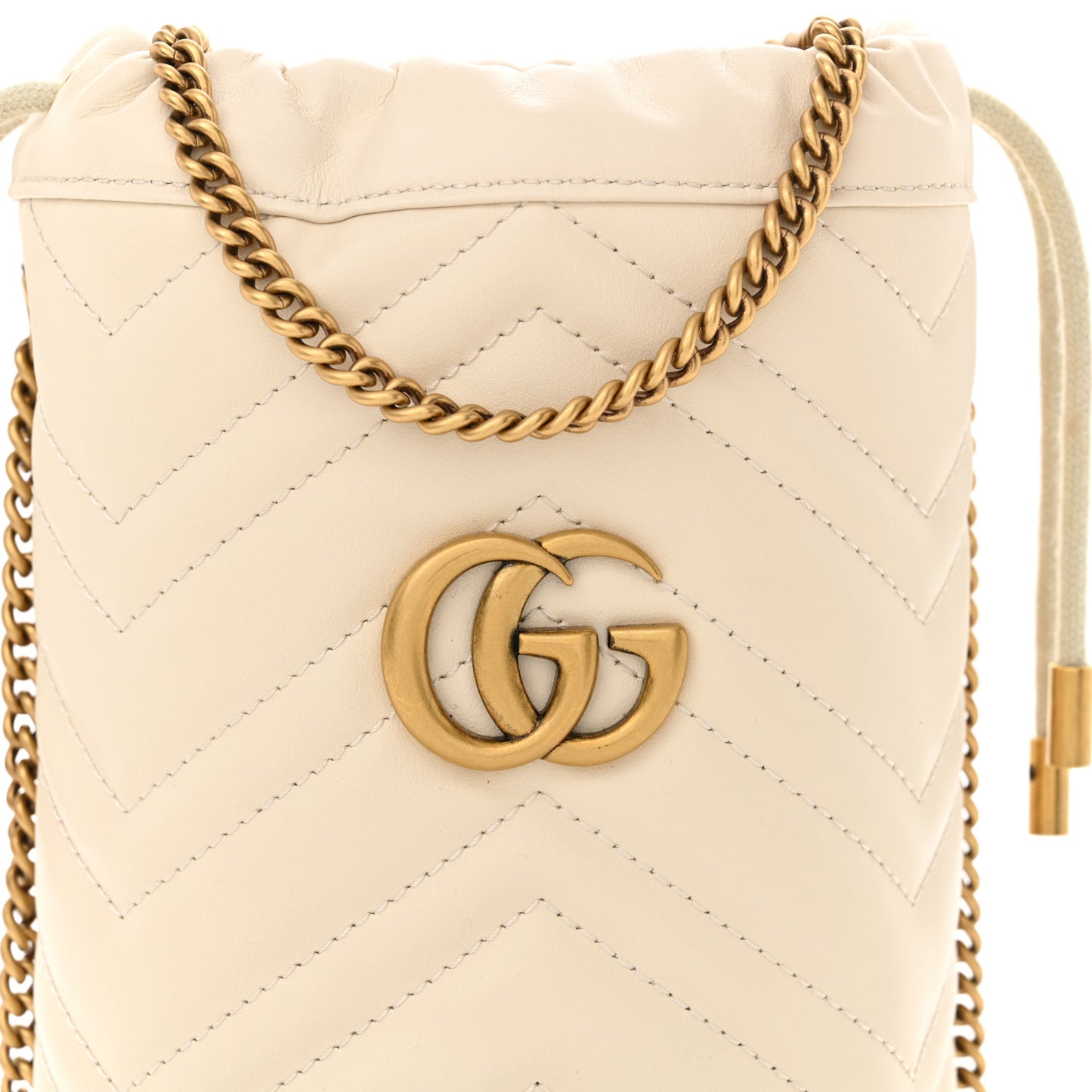 Calfskin Matelasse Mini GG Marmont 2.0 Bucket Bag White