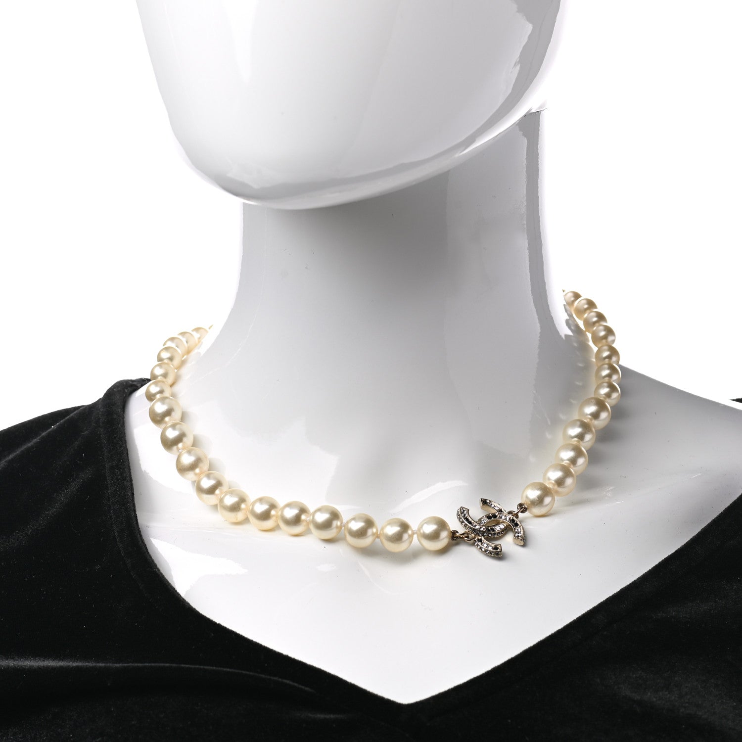 Chanel Pearl Crystal CC Short Necklace Gold Black 2 of 5