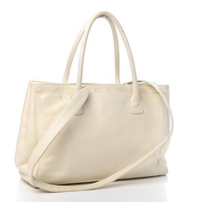 Chanel Calfskin Cerf Executive Shopper Tote White 2 of 22