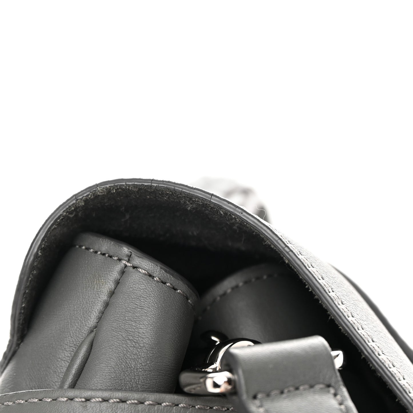 Smooth Calfskin Medium Alexa Pavement Grey