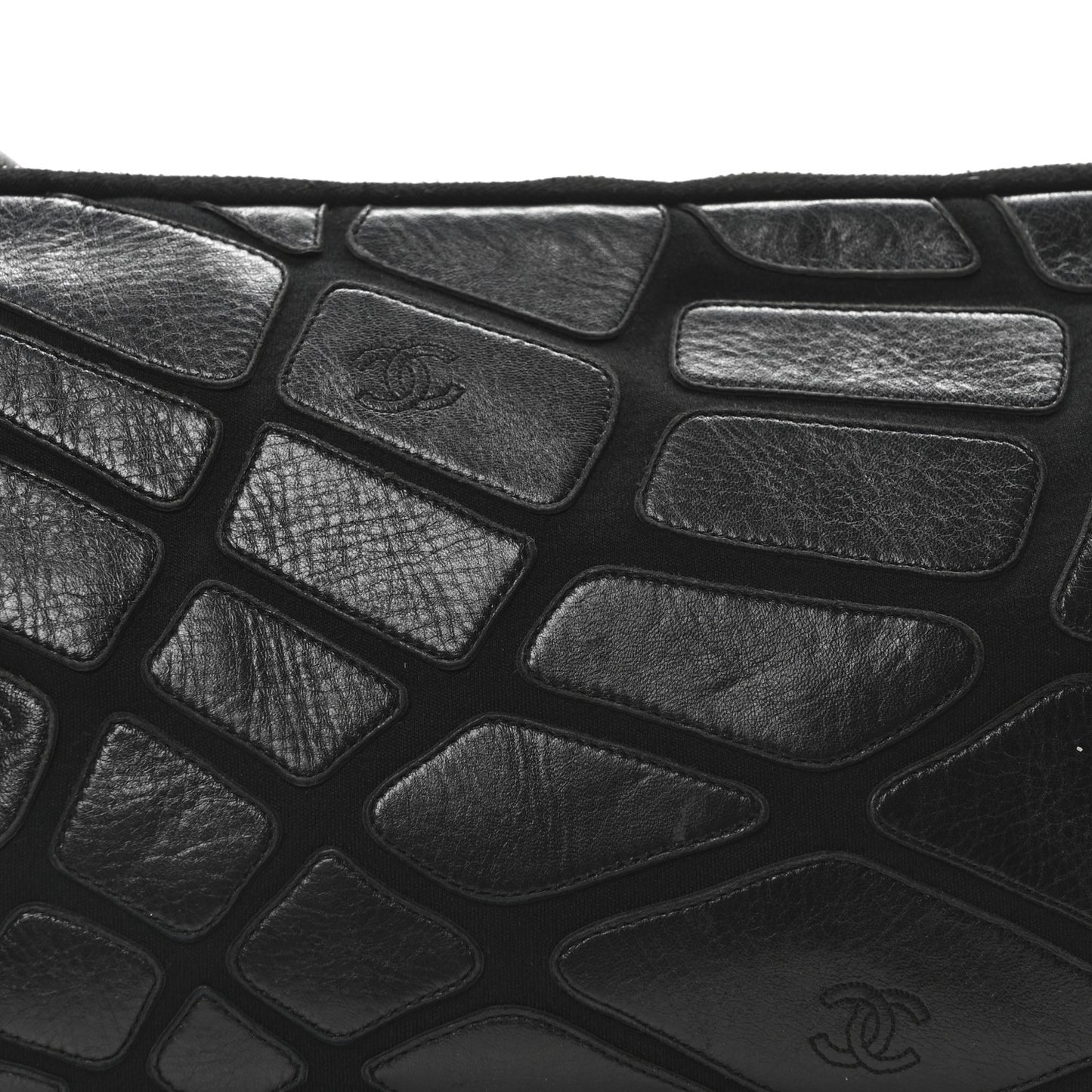 Lambskin Jersey Scales Camera Case Black