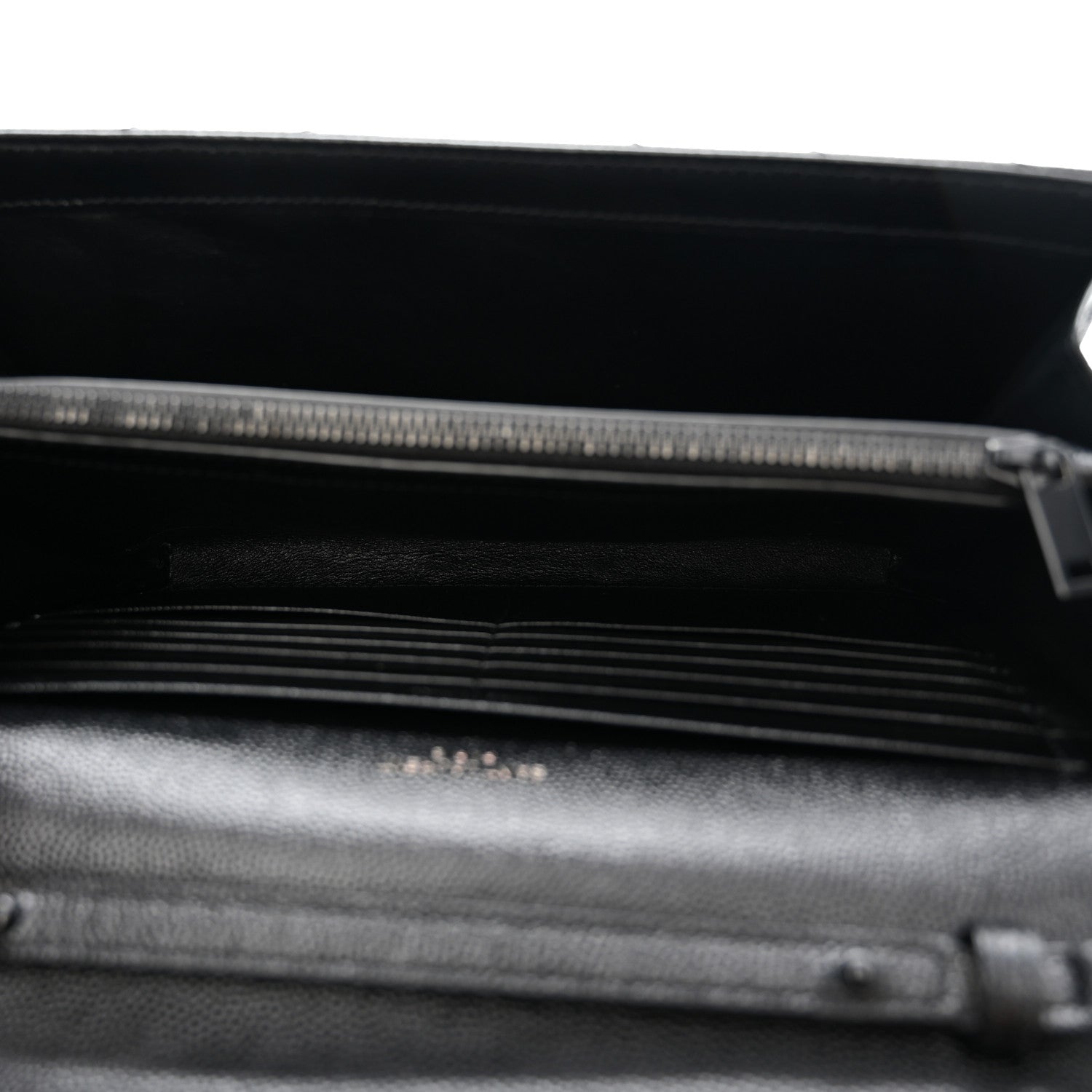 Saint Laurent Grain De Poudre Matelasse Chevron Monogram Monochrome Chain Wallet Black 5 of 10
