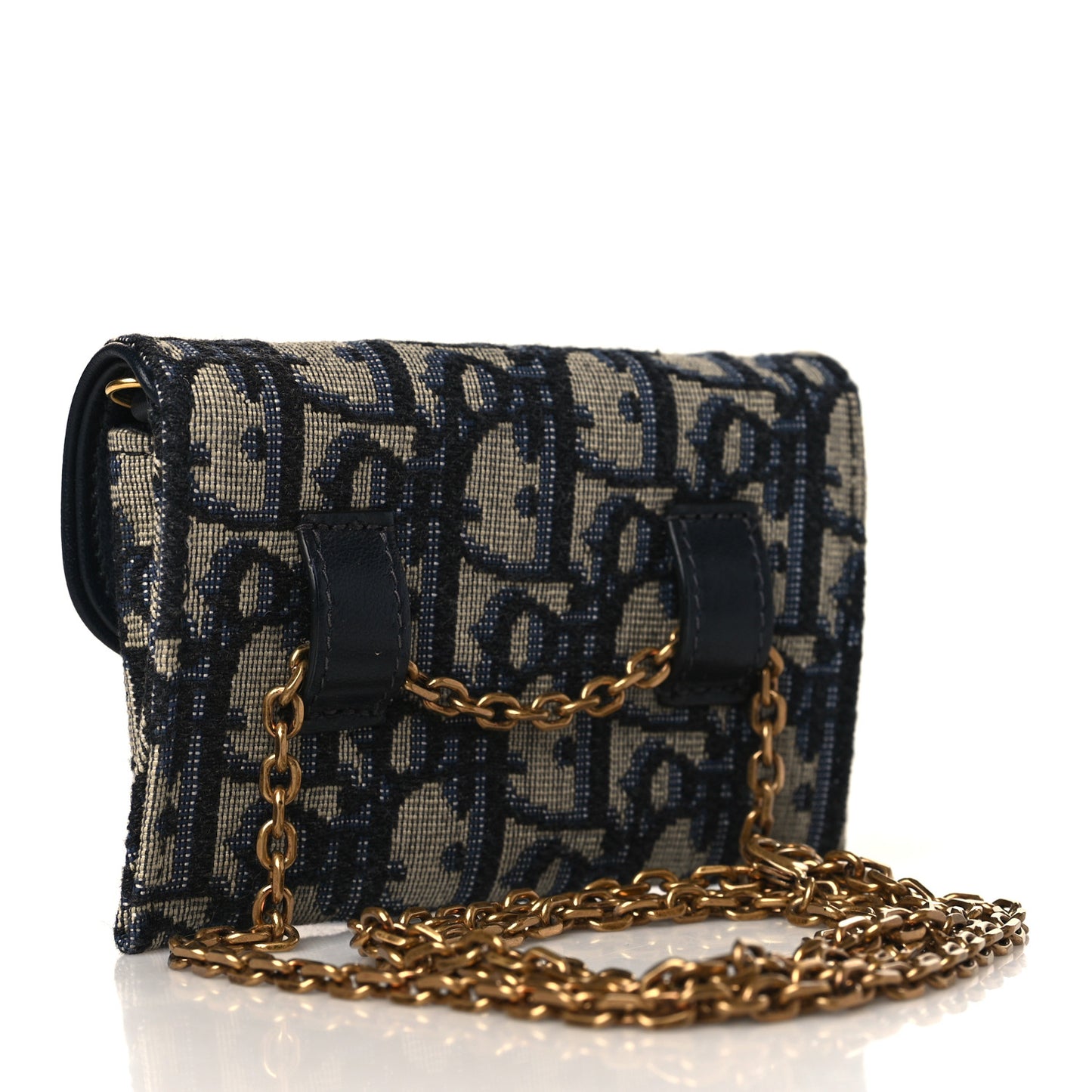 Oblique Nano Saddle Chain Pouch Blue