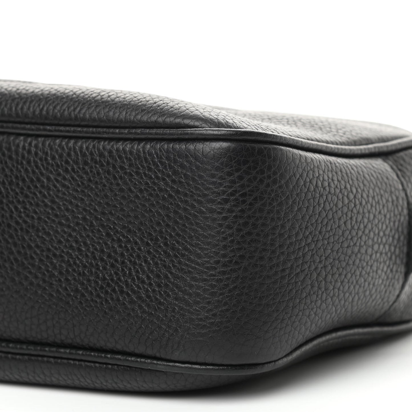 Pebbled Calfskin Small Soho Disco Bag Black