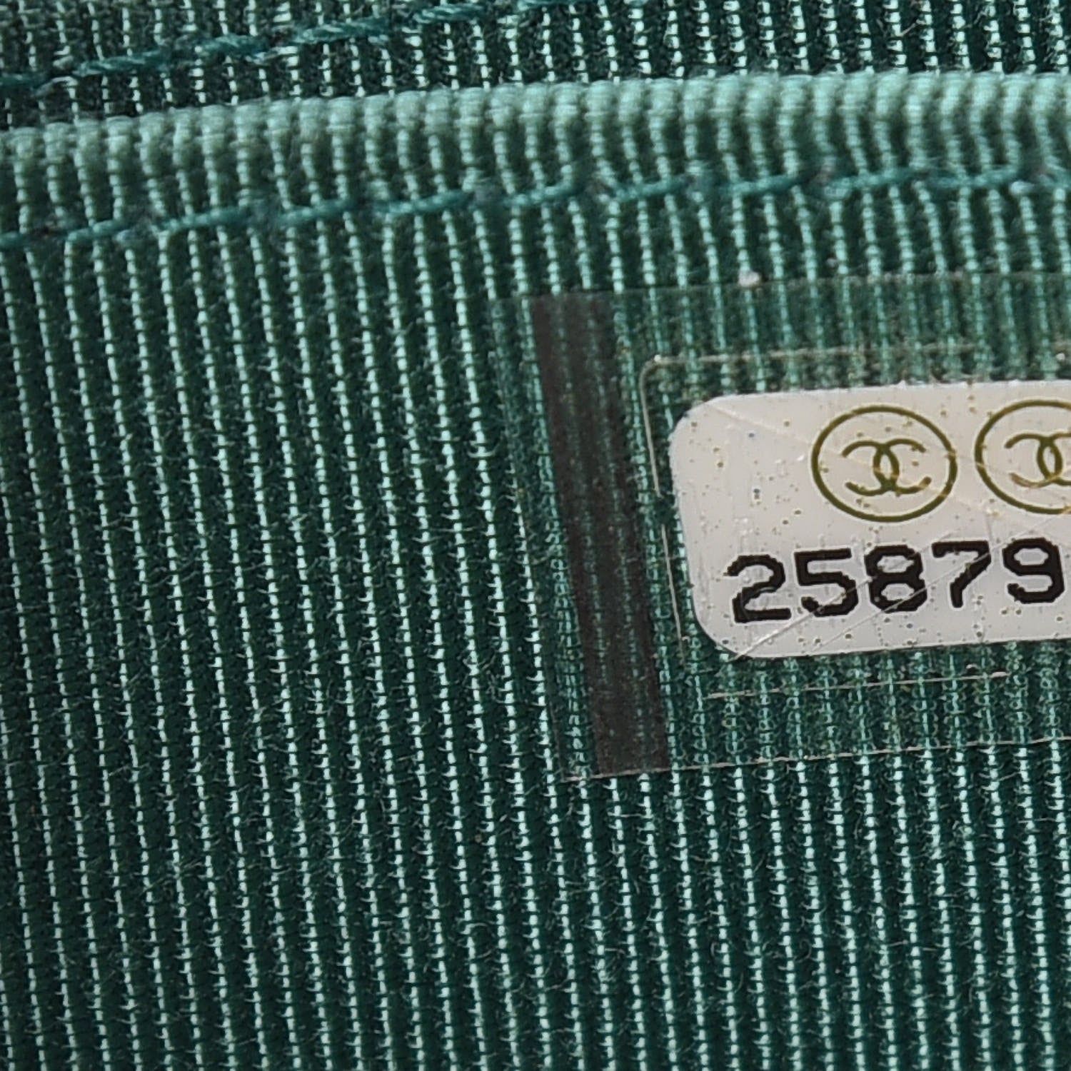 Chanel Metallic Caviar Quilted Zip Coin Purse Green 7 of 8