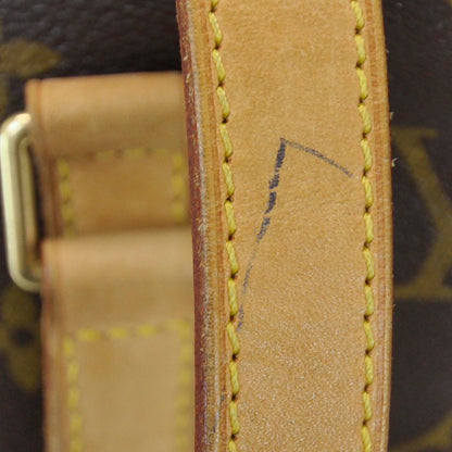 Louis Vuitton Monogram Cabas Mezzo 7 of 11