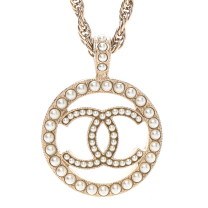 Chanel Pearl CC Round Pendant Necklace Gold 4 of 7