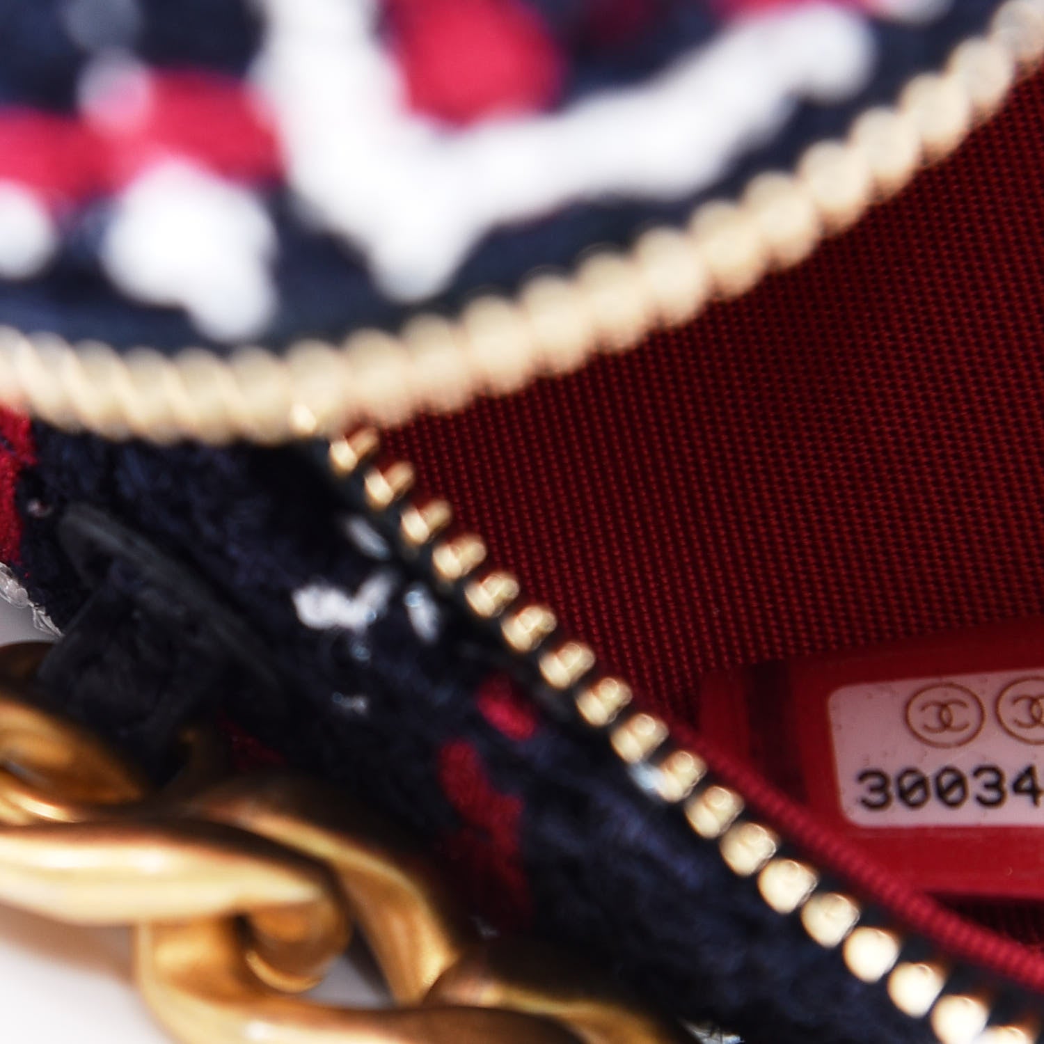 Chanel Tweed Quilted Chanel 19 Round Clutch With Chain Blue White Red 8 of 9