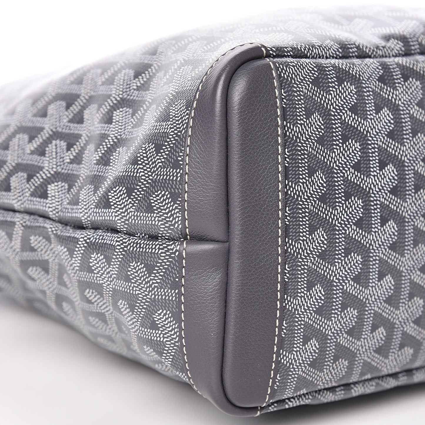 Goyardine Artois PM Grey