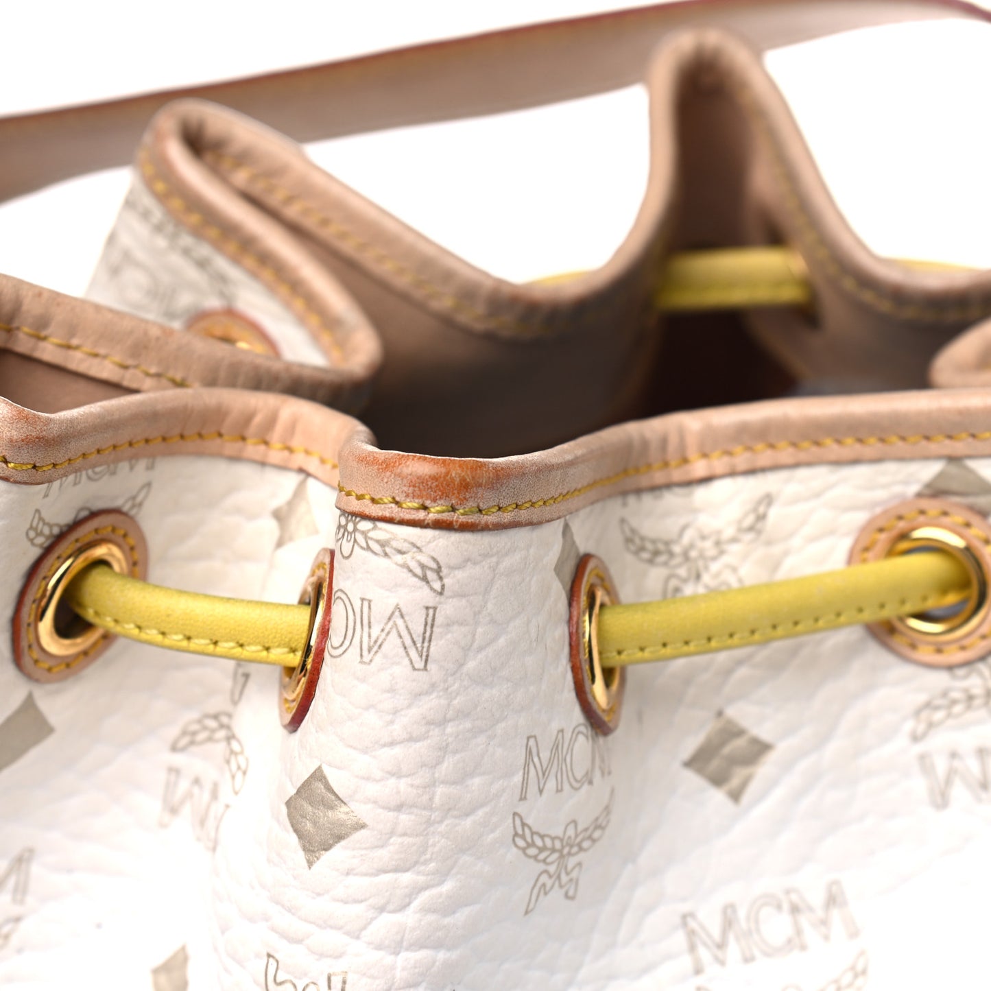 Visetos Drawstring Bucket Bag White