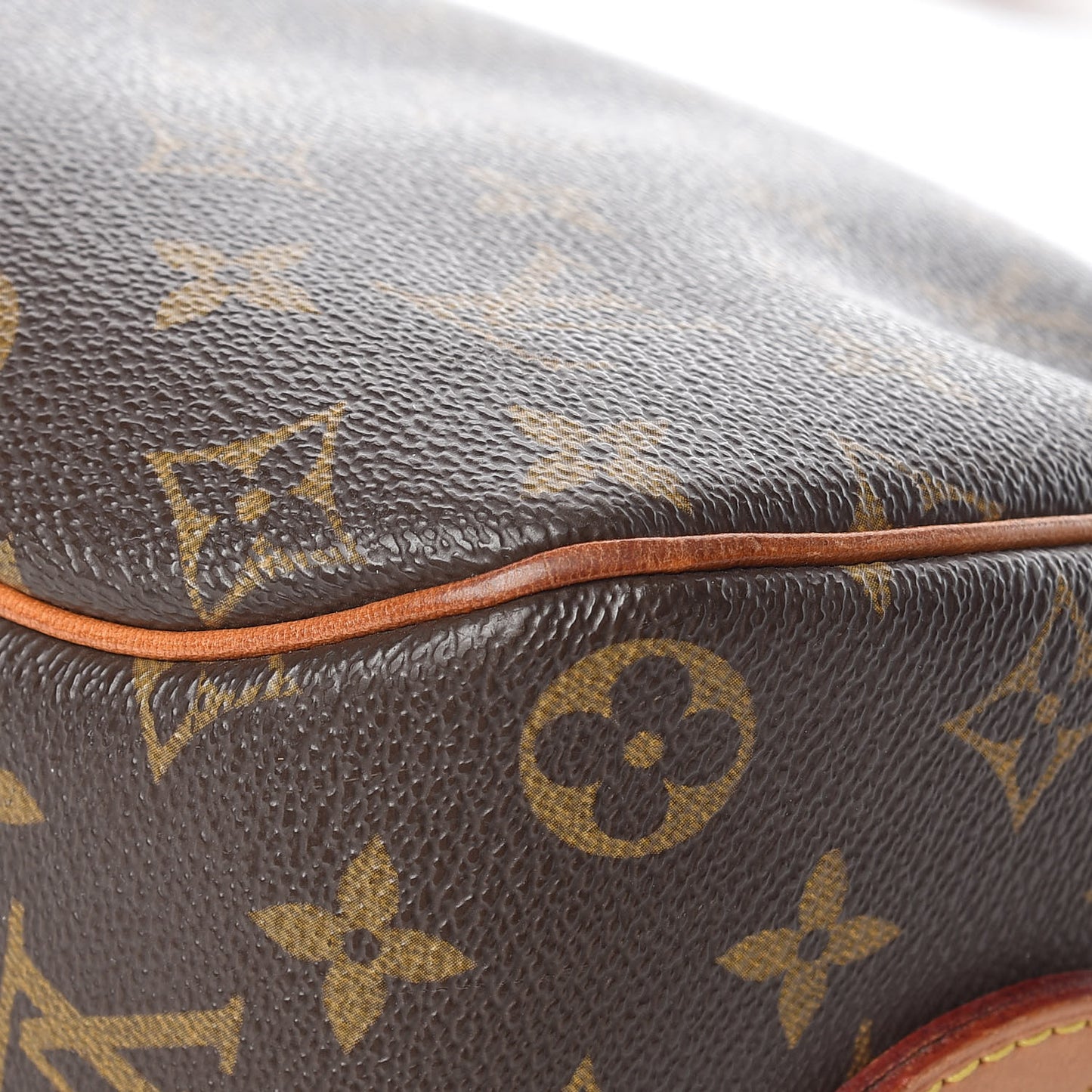 Monogram Blois