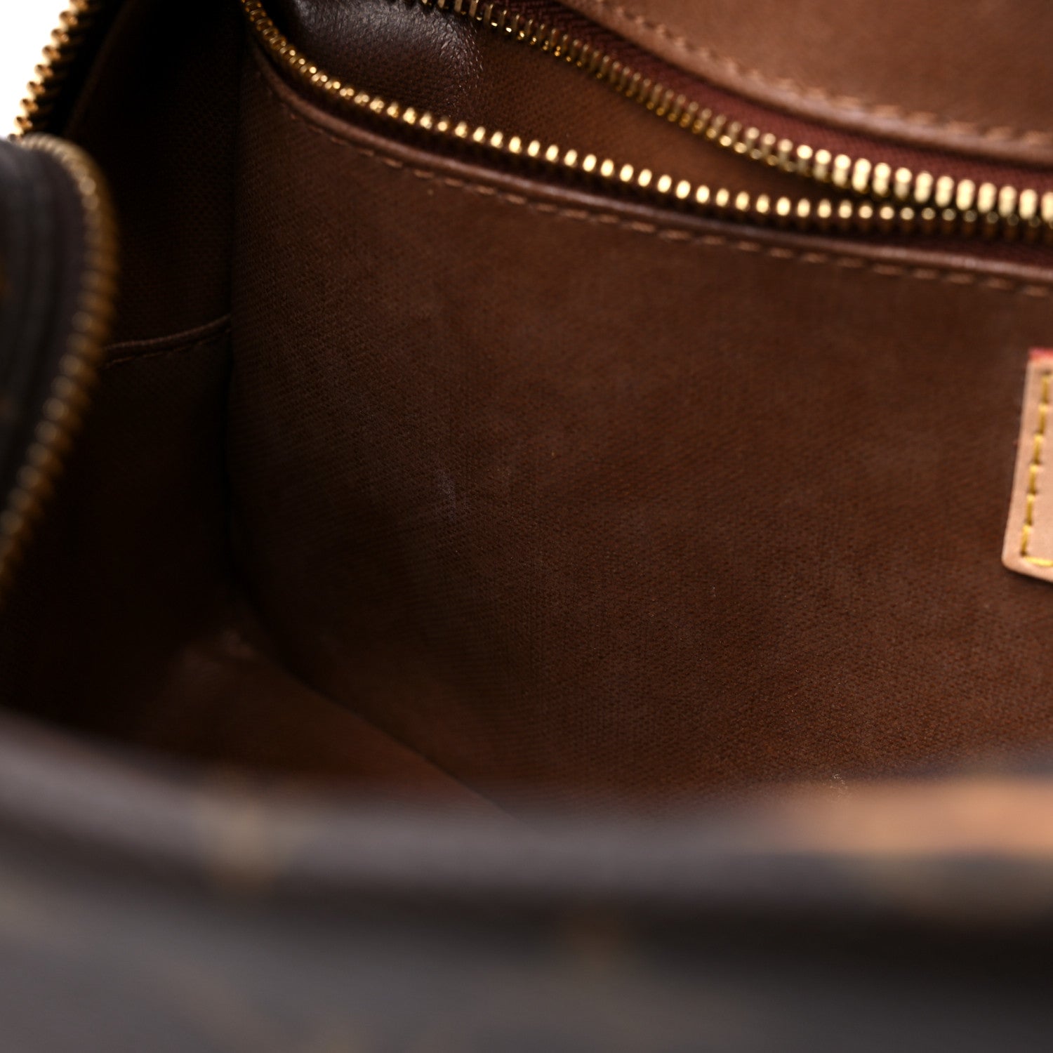 Louis Vuitton Monogram Toiletry Bag 25 9 of 11