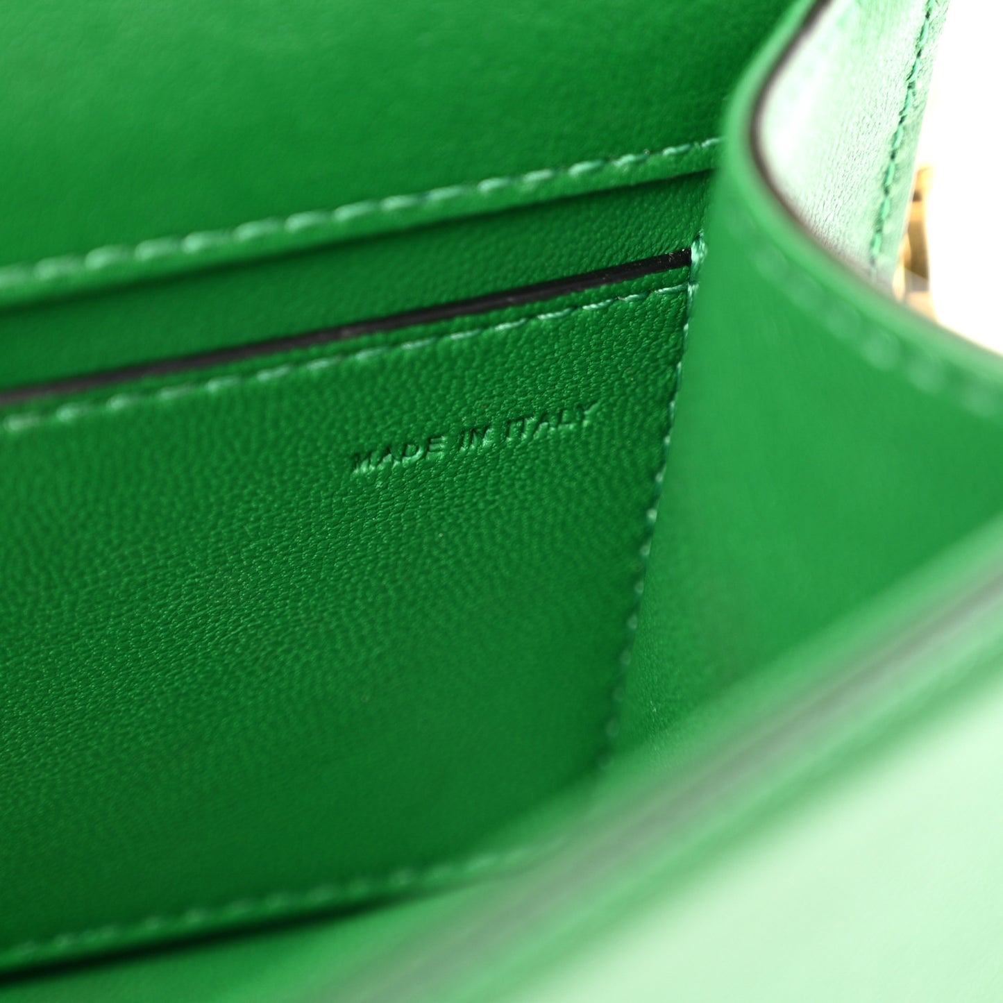 Calfskin Vlogo Small Loco Shoulder Bag Gea Green