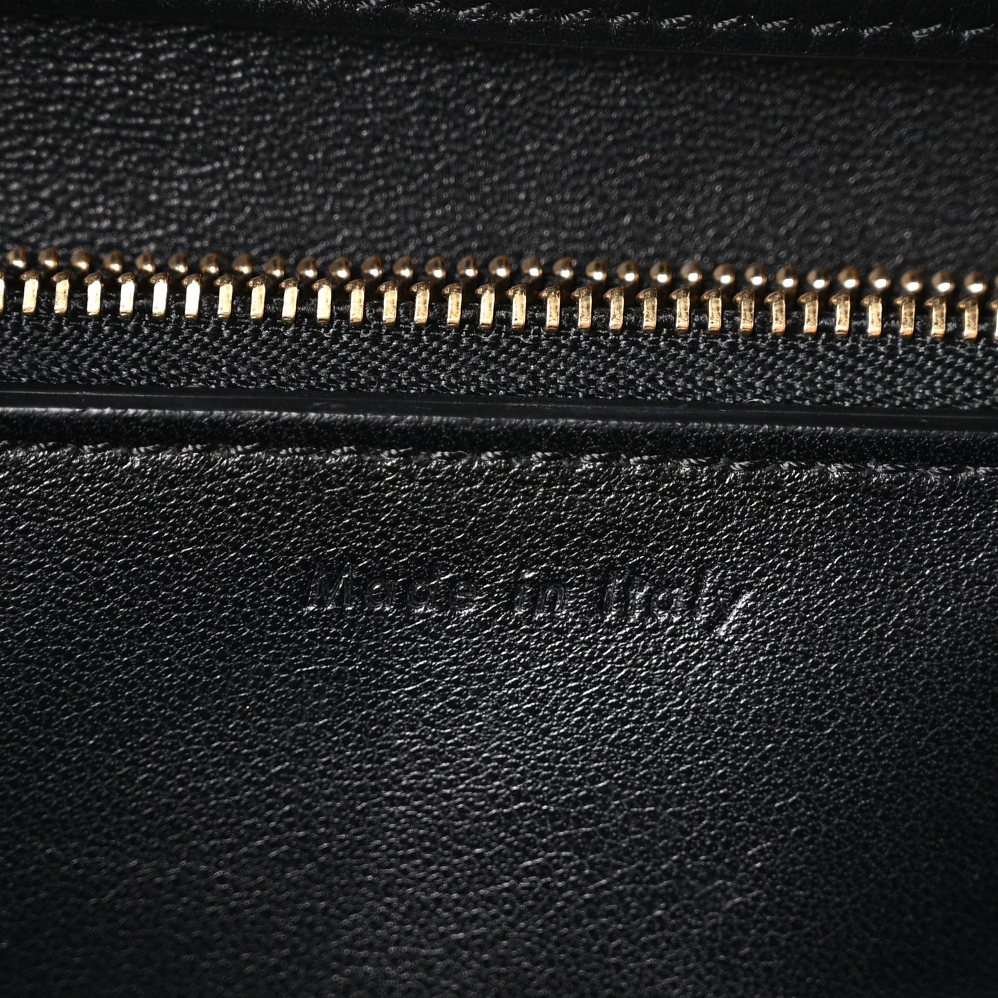 Box Calfskin Medium Classic Box Flap Bag Black