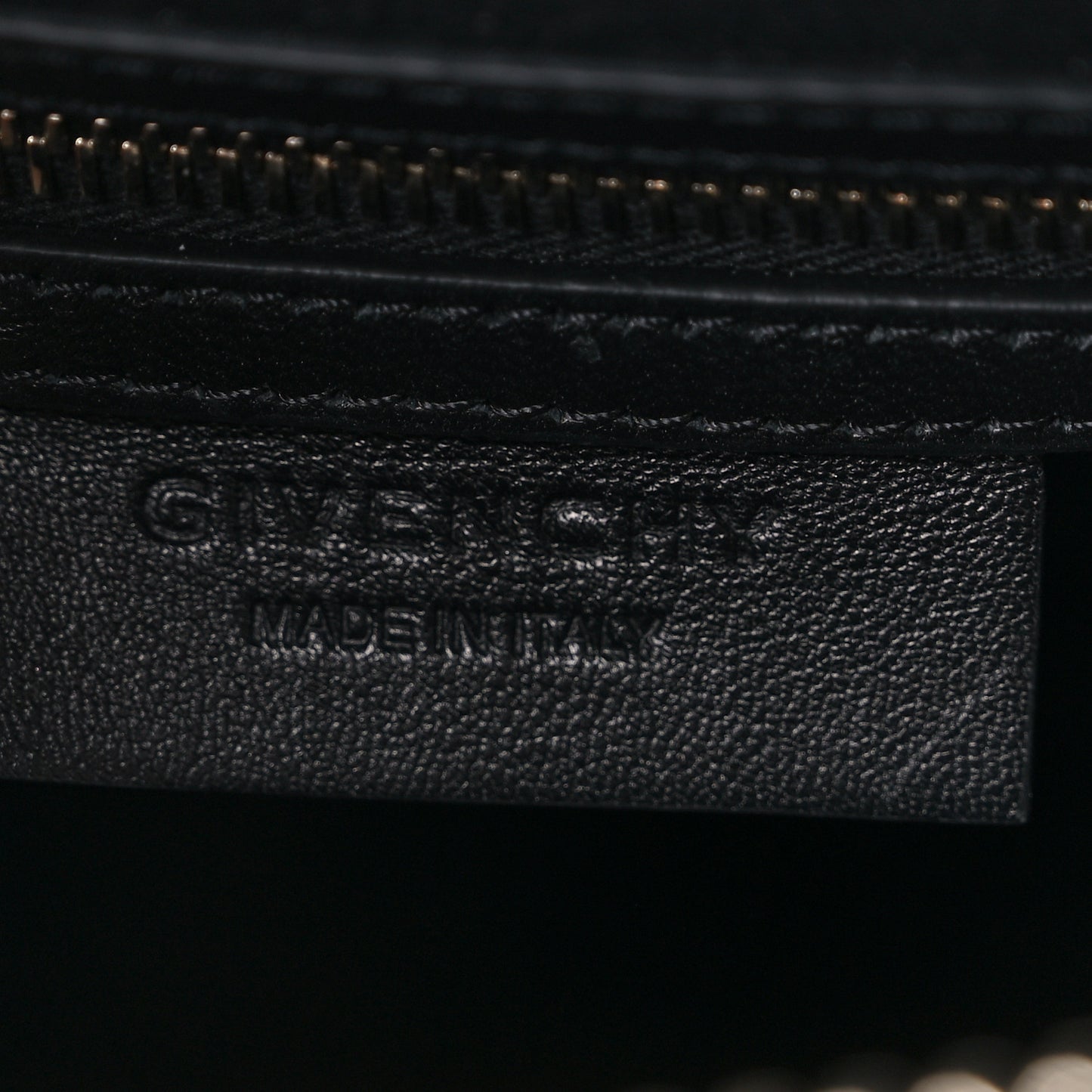 Calfskin Crocodile Embossed Mini Antigona Black
