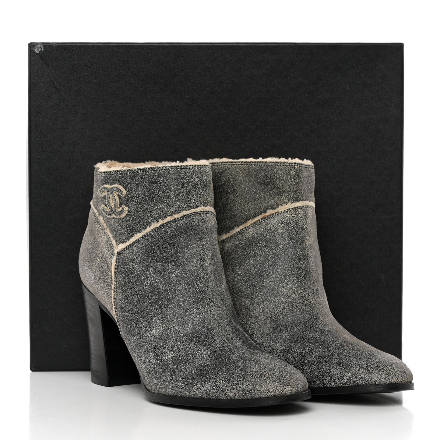 Suede Calfskin Shearling CC Ankle Boots 39.5 Beige
