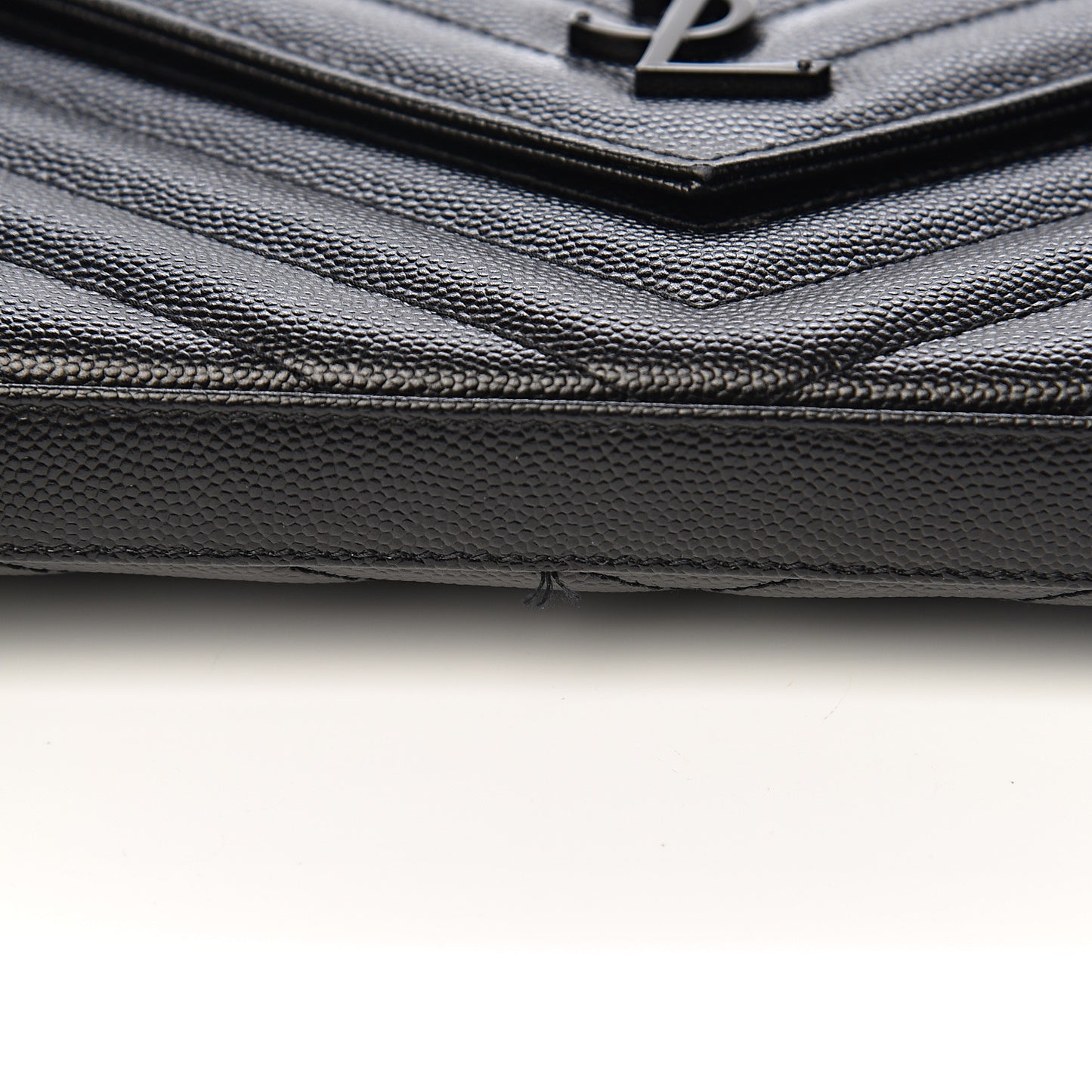 Grain De Poudre Matelasse Chevron Monogram Chain Wallet Black