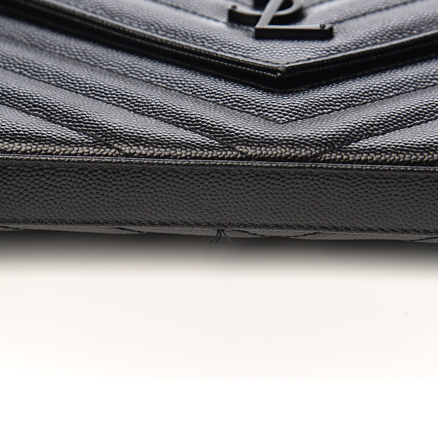 Saint Laurent Grain De Poudre Matelasse Chevron Monogram Chain Wallet Black 11 of 12