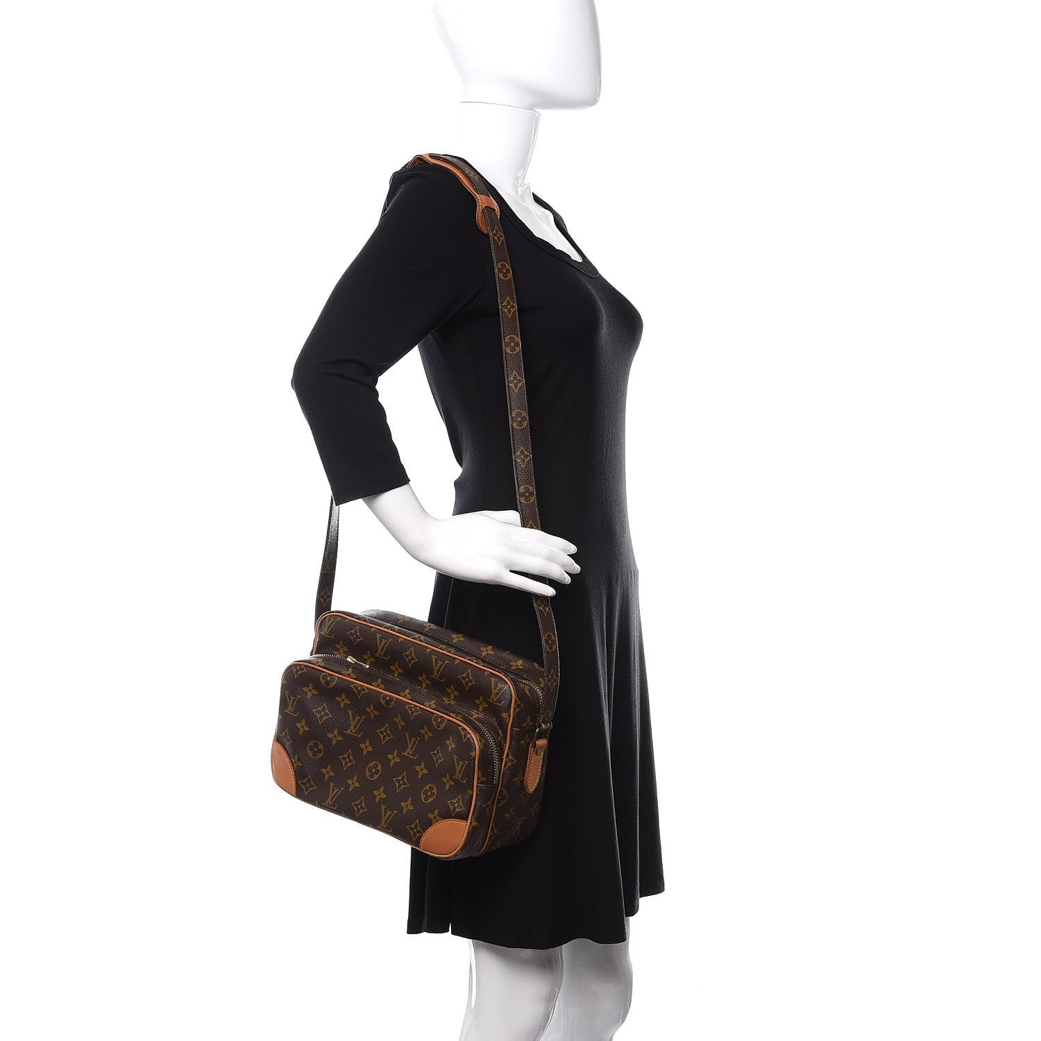 Louis Vuitton Monogram Nil 28 2 of 10