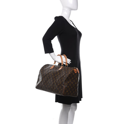 Louis Vuitton Monogram Speedy 40 2 of 10