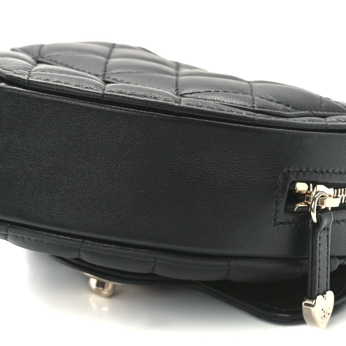 Lambskin Quilted CC In Love Heart Clutch With Chain Black