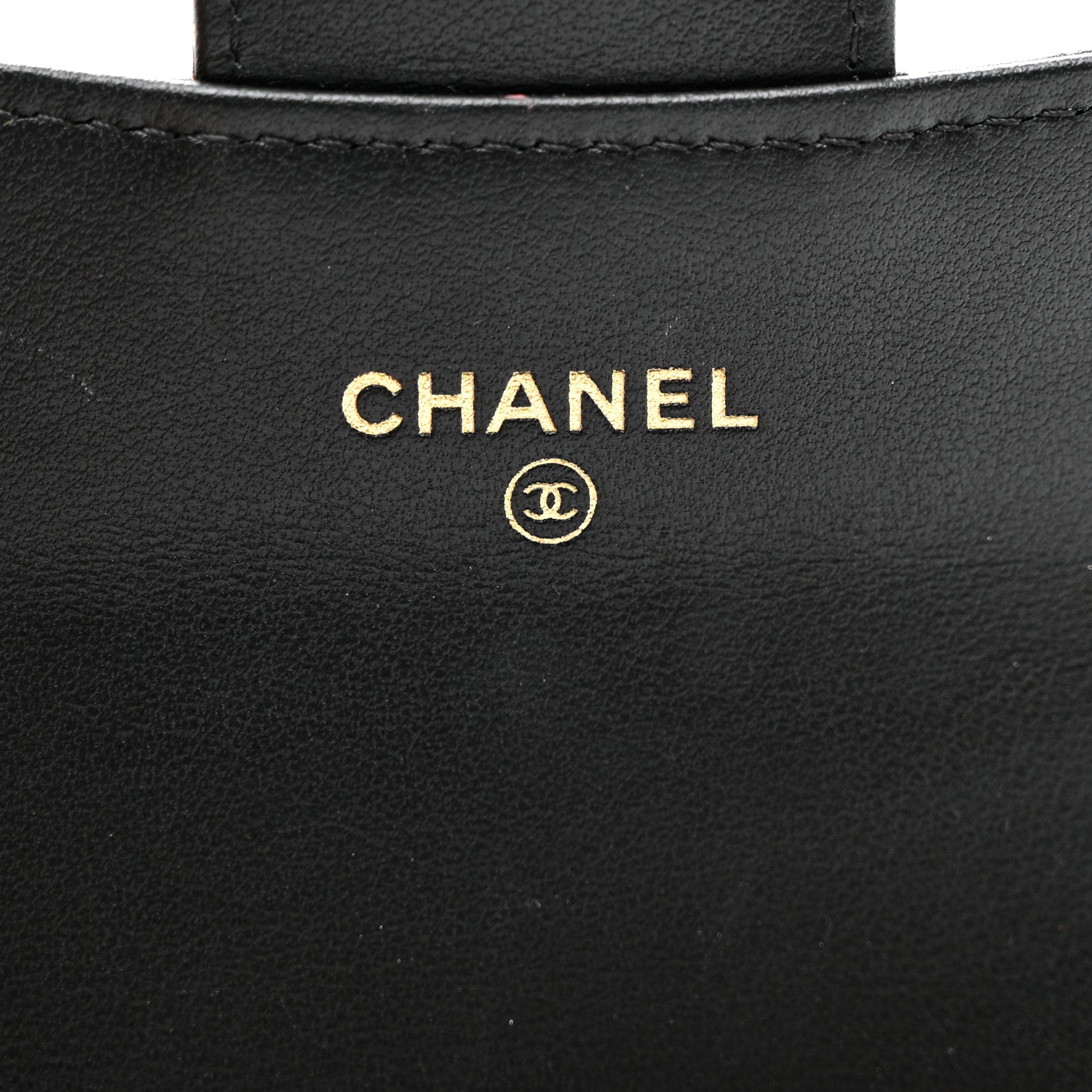 Chanel Calfskin Crocodile Embossed Graffiti 2.55 Cocodile Reissue Flap Card Holder Black Gold 7 of 8