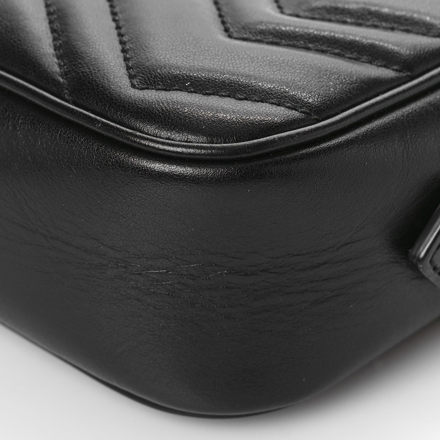 Calfskin Matelasse Mini GG Marmont Chain Shoulder Bag Black