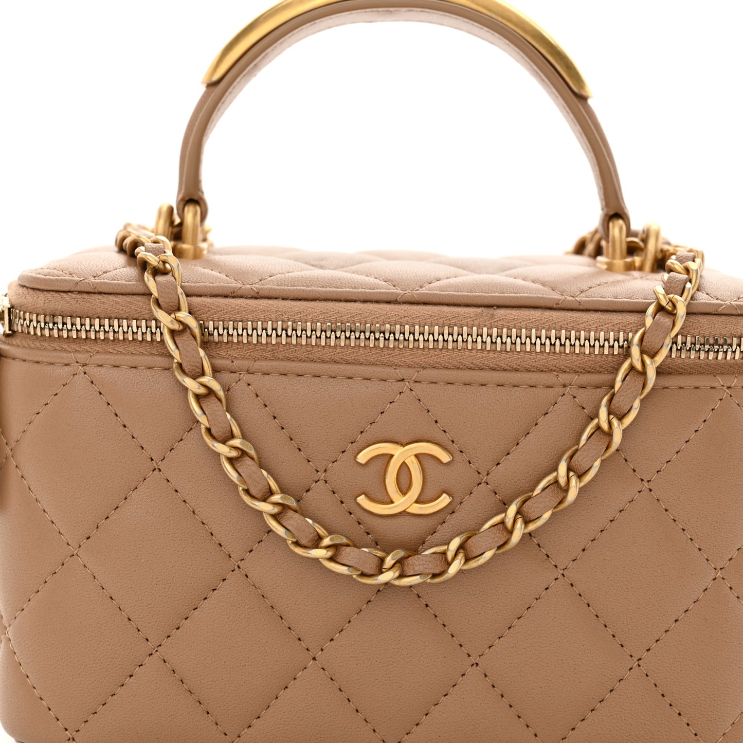 Lambskin Quilted Metal Small Top Handle Vanity Case With Chain Beige