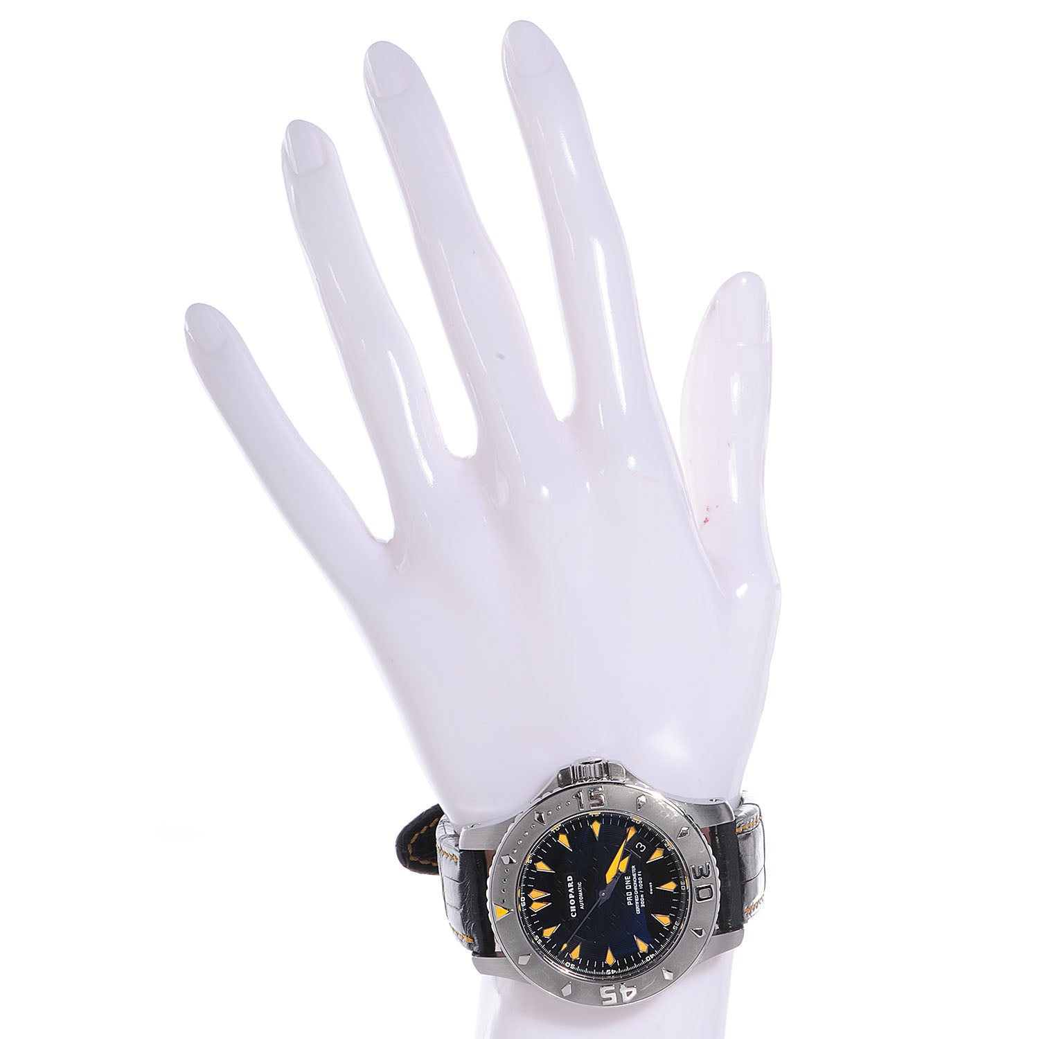 Chopard Mens Stainless Steel Leather 43mm Pro One Watch Black 2 of 7