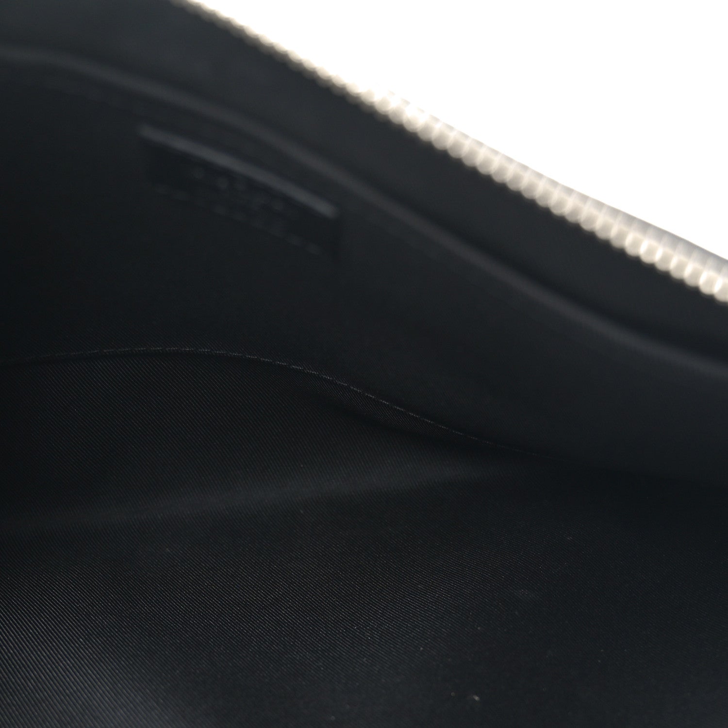 Louis Vuitton Monogram Discovery Pochette GM 5 of 6