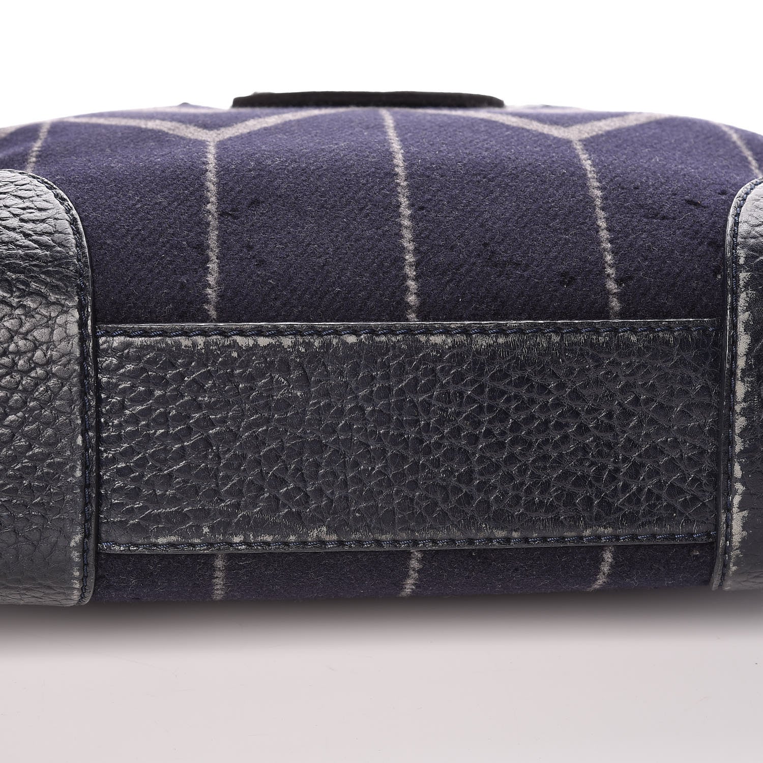 Louis Vuitton Vail Blanket Cabas 10 of 12