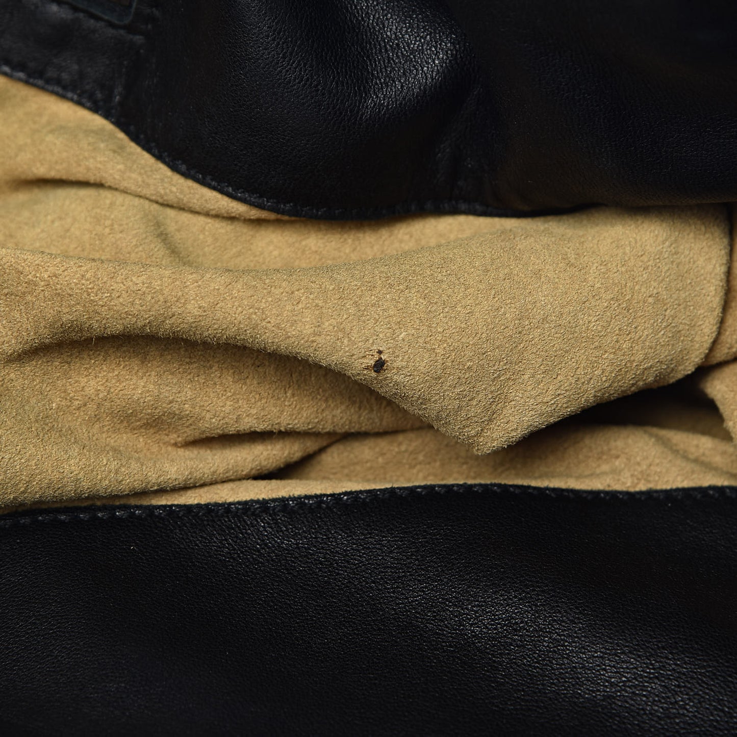 Nappa Intrecciato Large Campana Black