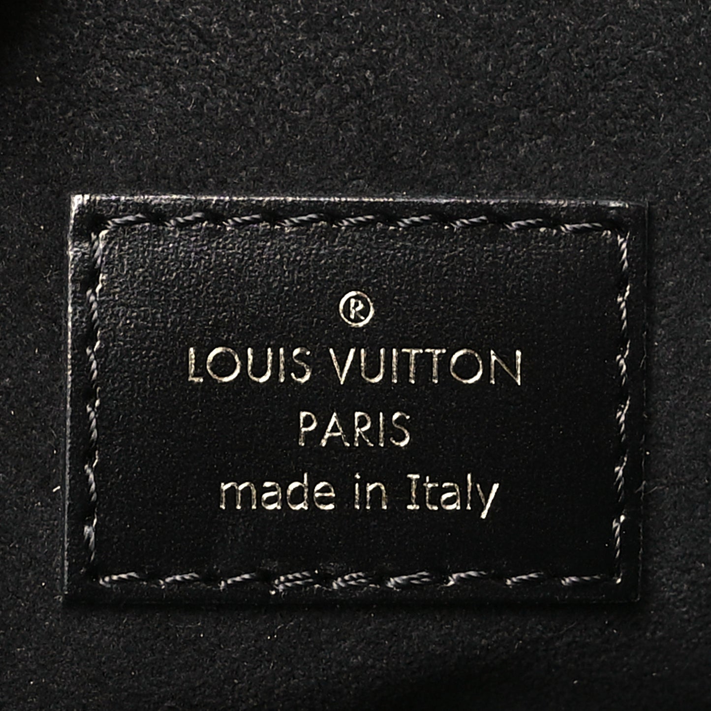 Reverse Monogram Pochette Metis