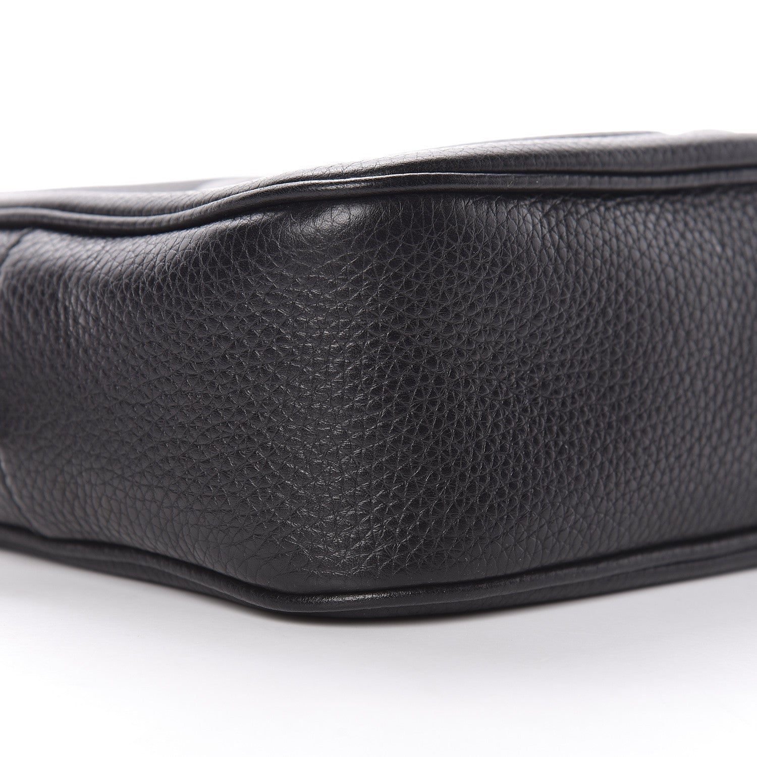Gucci Pebbled Calfskin Small Soho Disco Bag Black 10 of 11