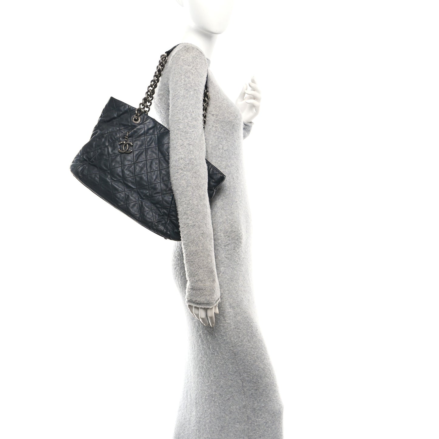 Calfskin Quilted Large Coco Pleats Tote Black