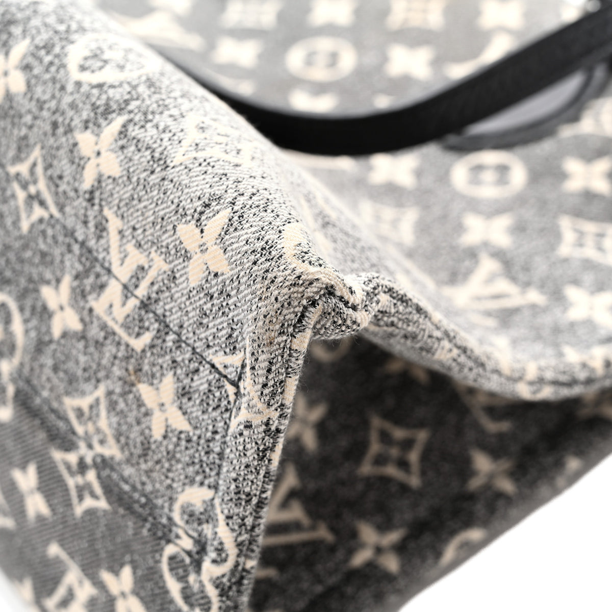 Louis Vuitton Monogram Jacquard Denim Onthego MM Black 10 of 13