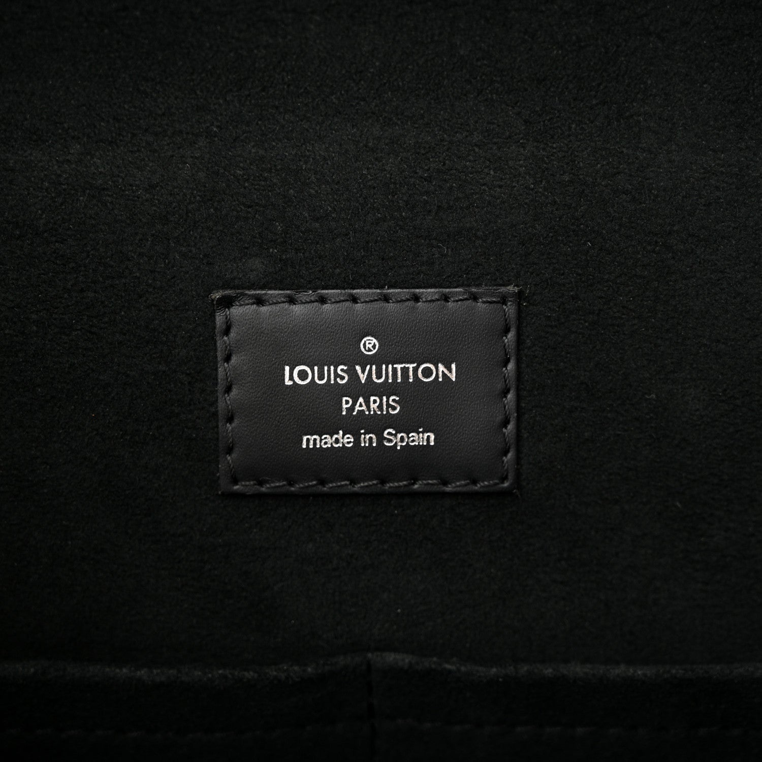 Louis Vuitton Epi Cluny MM Black 6 of 12