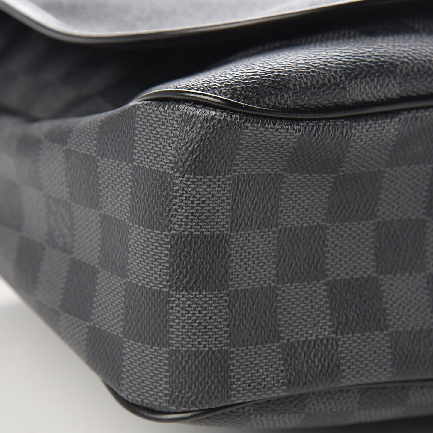 Damier Graphite Daniel GM