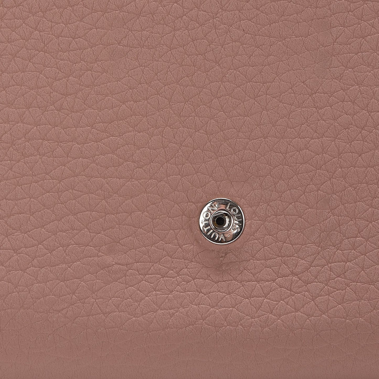 Taurillon Capucines Wallet Magnolia