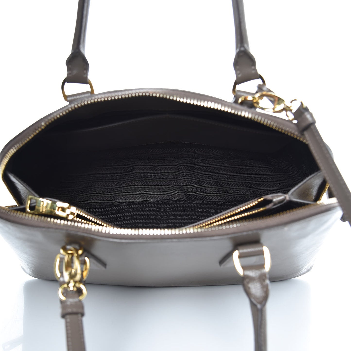 Saffiano Vernice Medium Promenade Tote Argilla