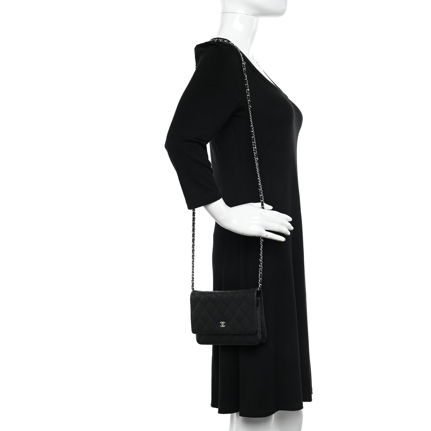 Caviar Quilted Wallet on Chain WOC Black