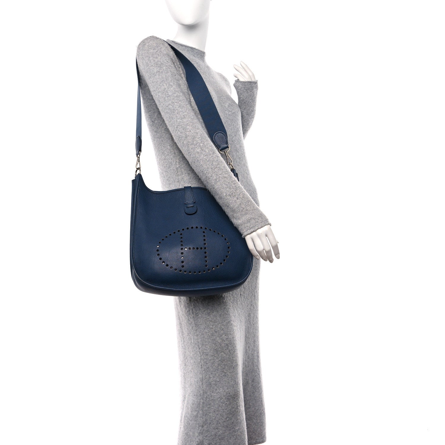 Hermes Ardennes Evelyne GM Bleu Marine 2 of 10
