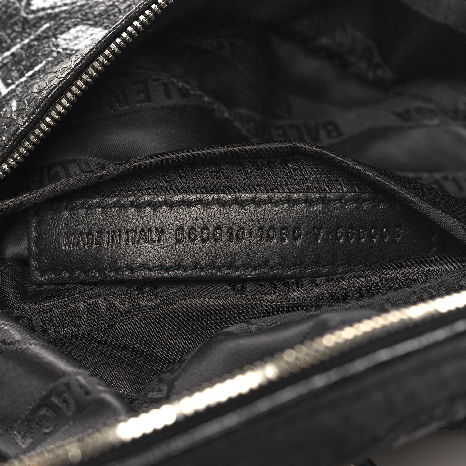 Balenciaga Agneau Arena Graffiti All Over XXS Souvenir Belt Bag Black White 7 of 10