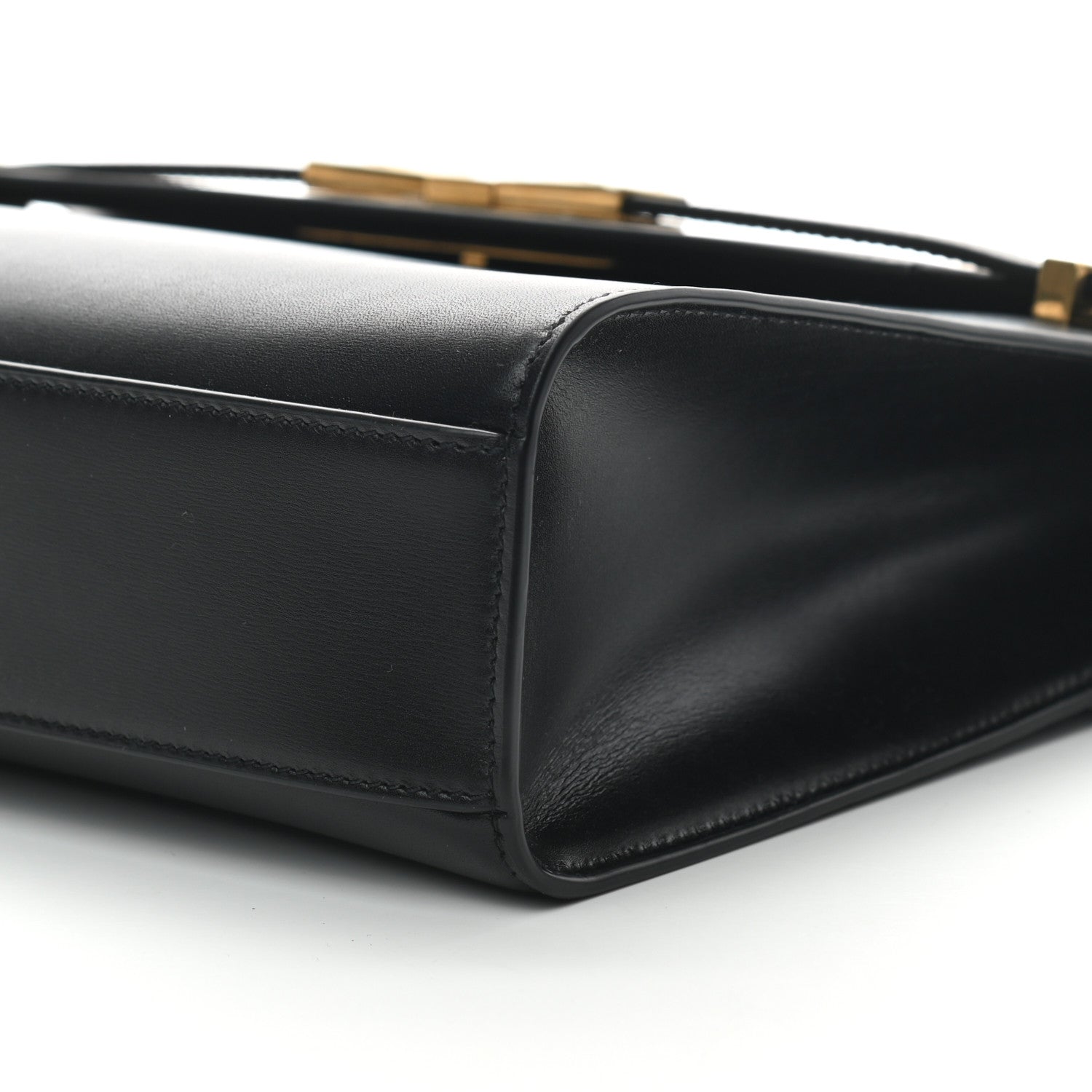 Saint Laurent Smooth Calfskin Manhattan Shoulder Bag Black 8 of 8